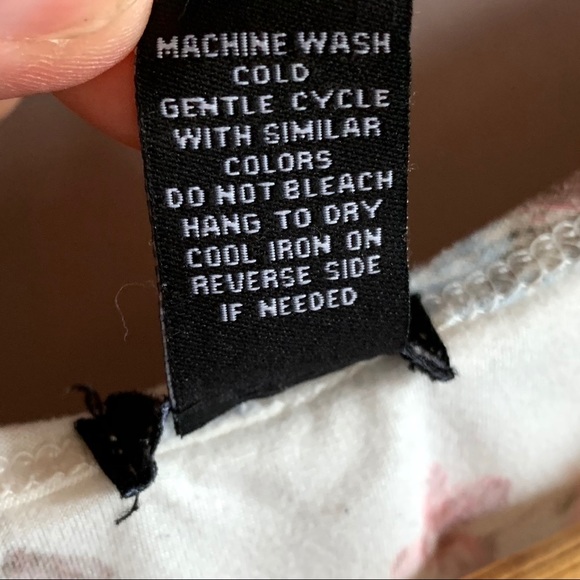 RUE21 FLORAL CROP TOP SHORT SLEEVE - Picture 6 of 6